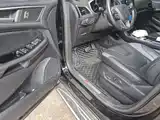 Фото 12 - Ford Edge