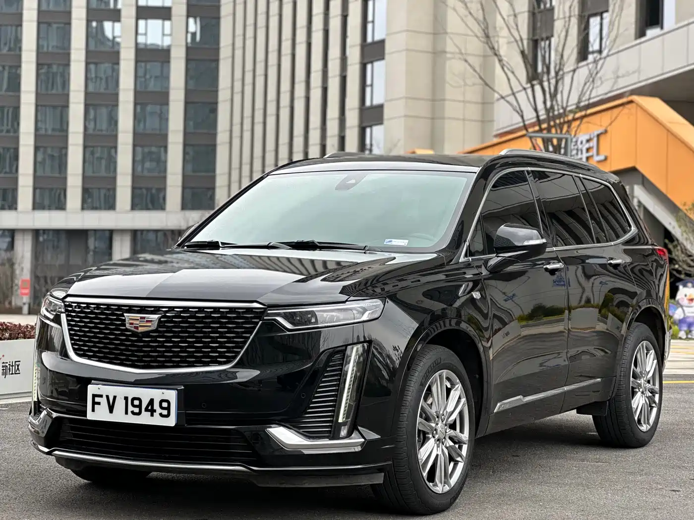 CADILLAC XT6