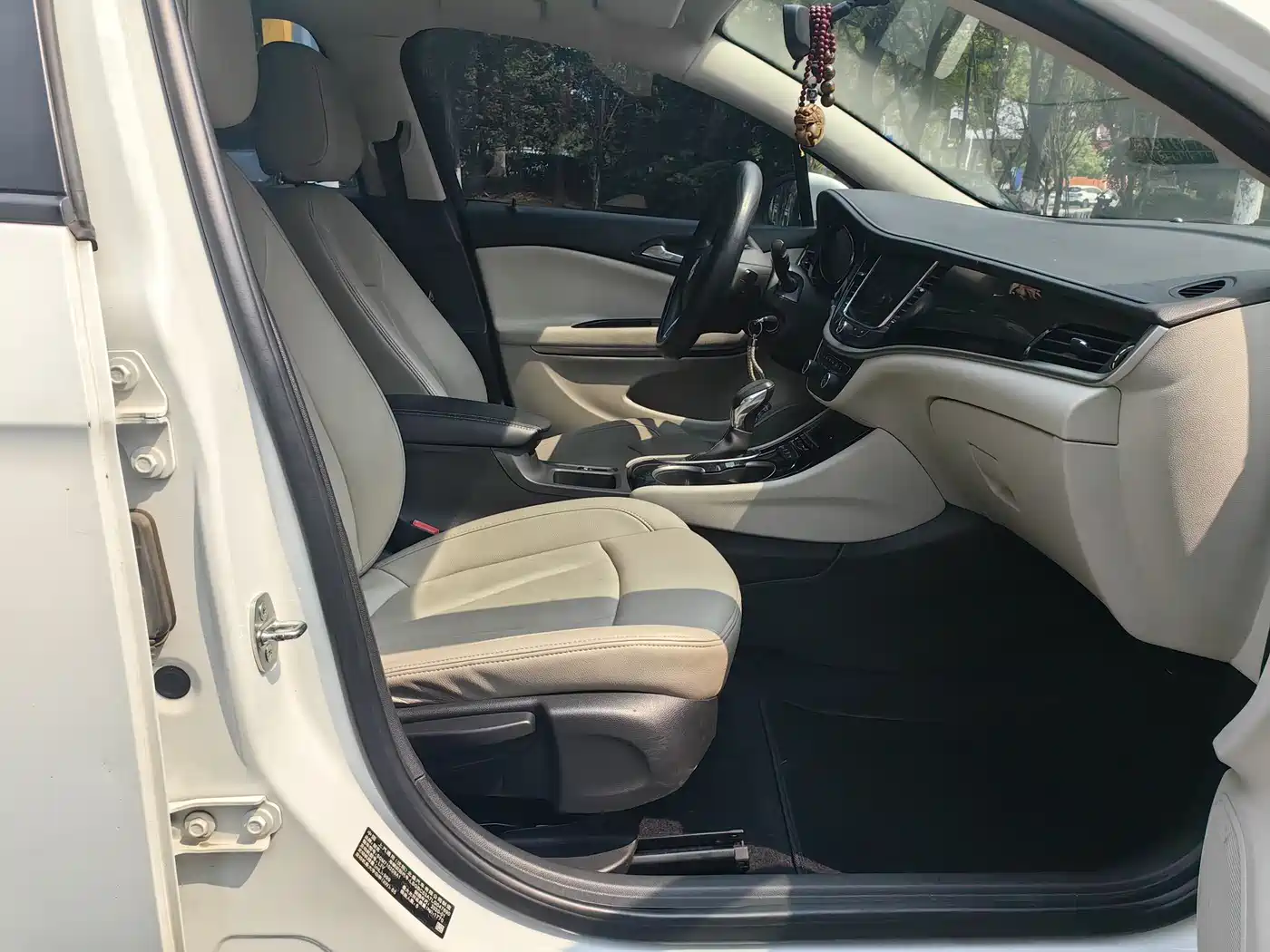 Buick Verano 2020 15T Auto Progressive фото 7