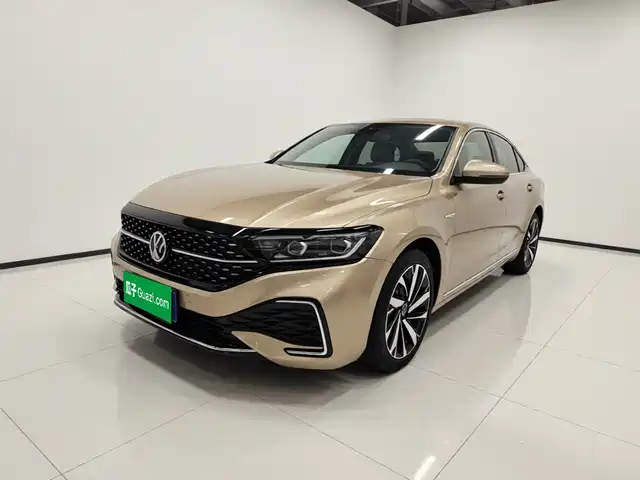 Volkswagen Passat 2022
