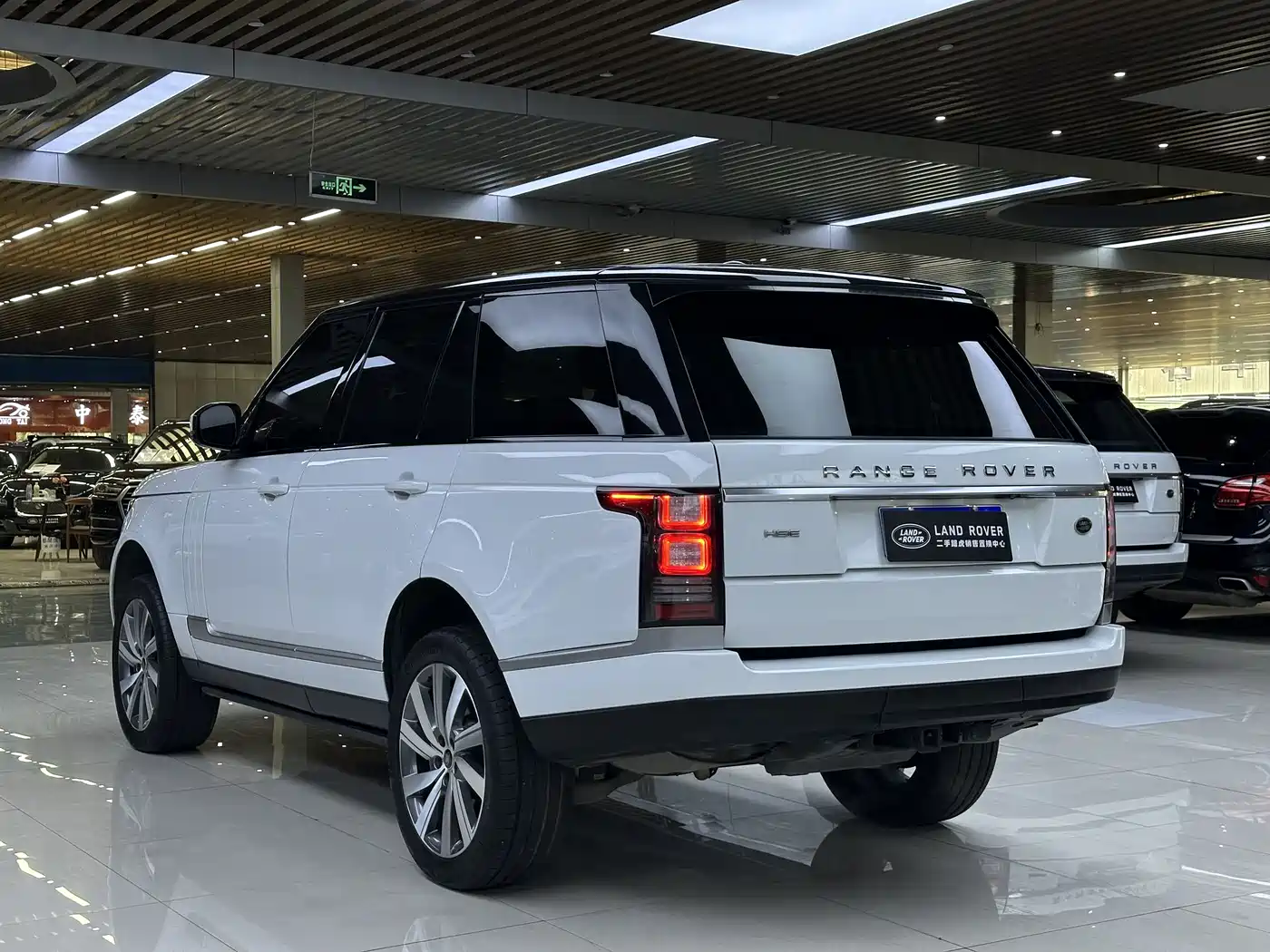 Land Rover Range Rover 2015 3.0 SC V6 Vogue фото 6