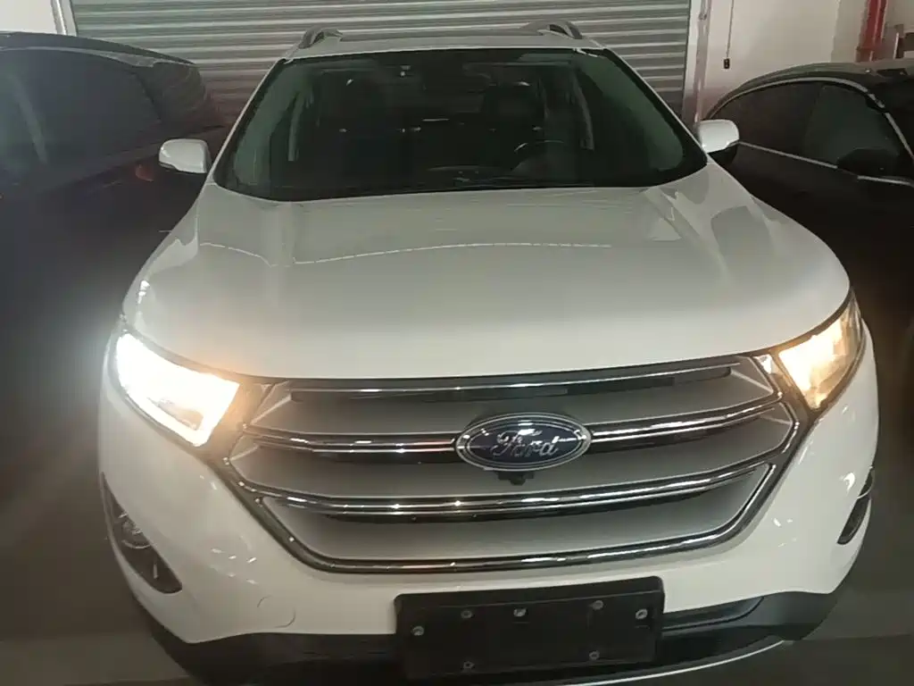 Фото 3 - Ford Edge