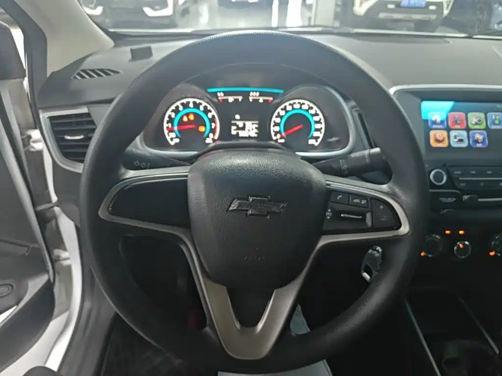 Photo 11 - Chevrolet Cavalier