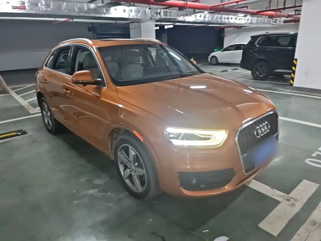 Фото 4 - Audi Q3