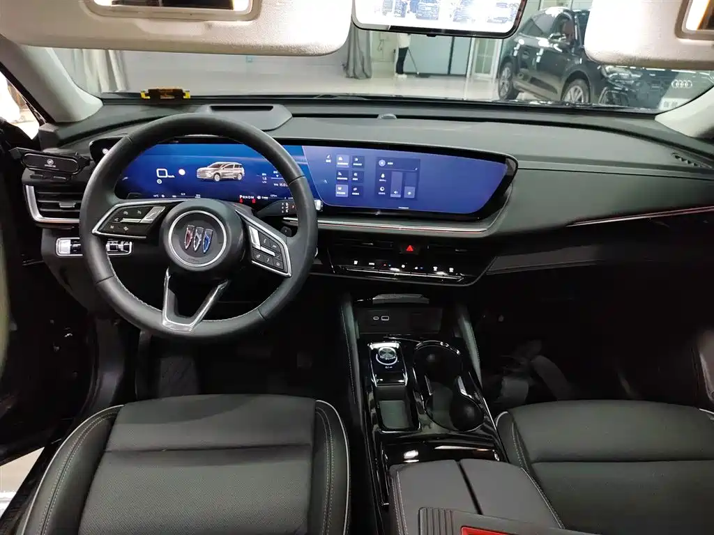 Buick Envision Plus 2025 Enclave Plus 28T 2WD Platinum Edition фото 6