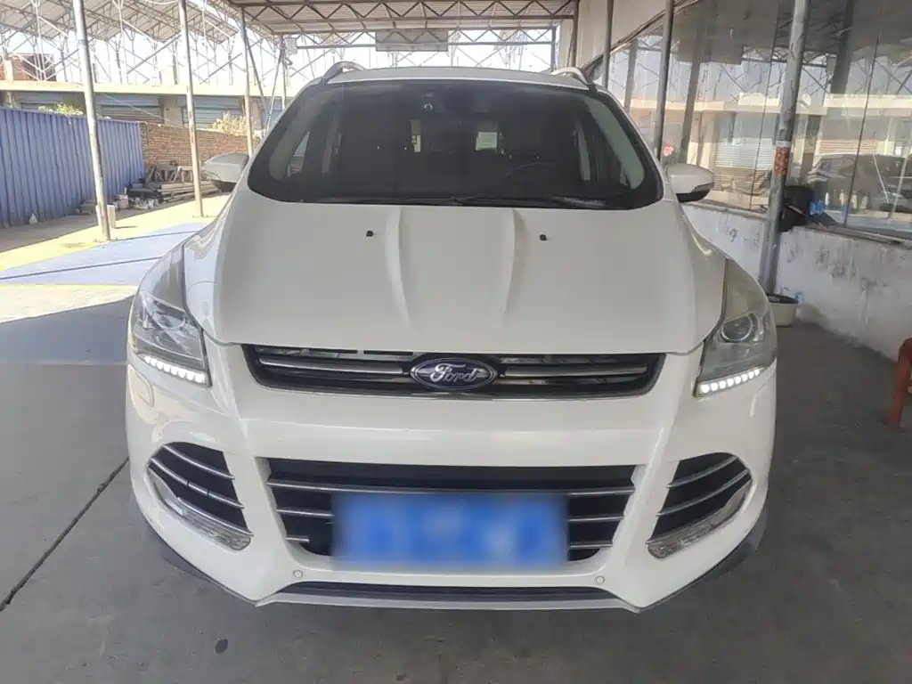 Фото 3 - Ford Kuga