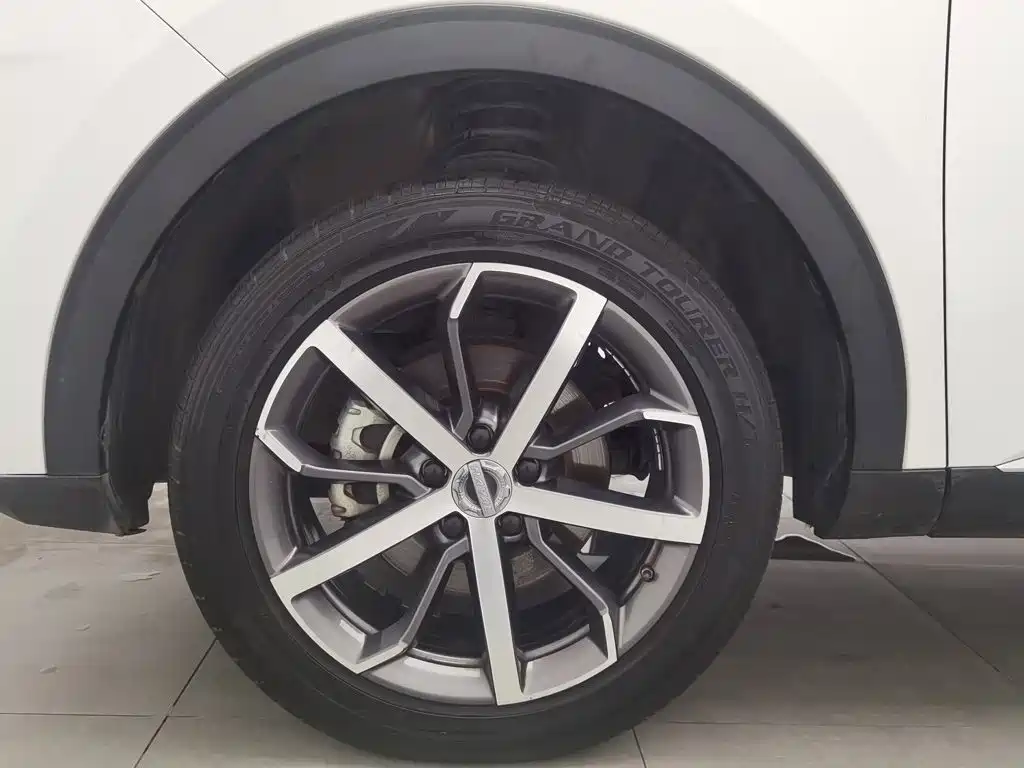 Фото 17 - Haval F7