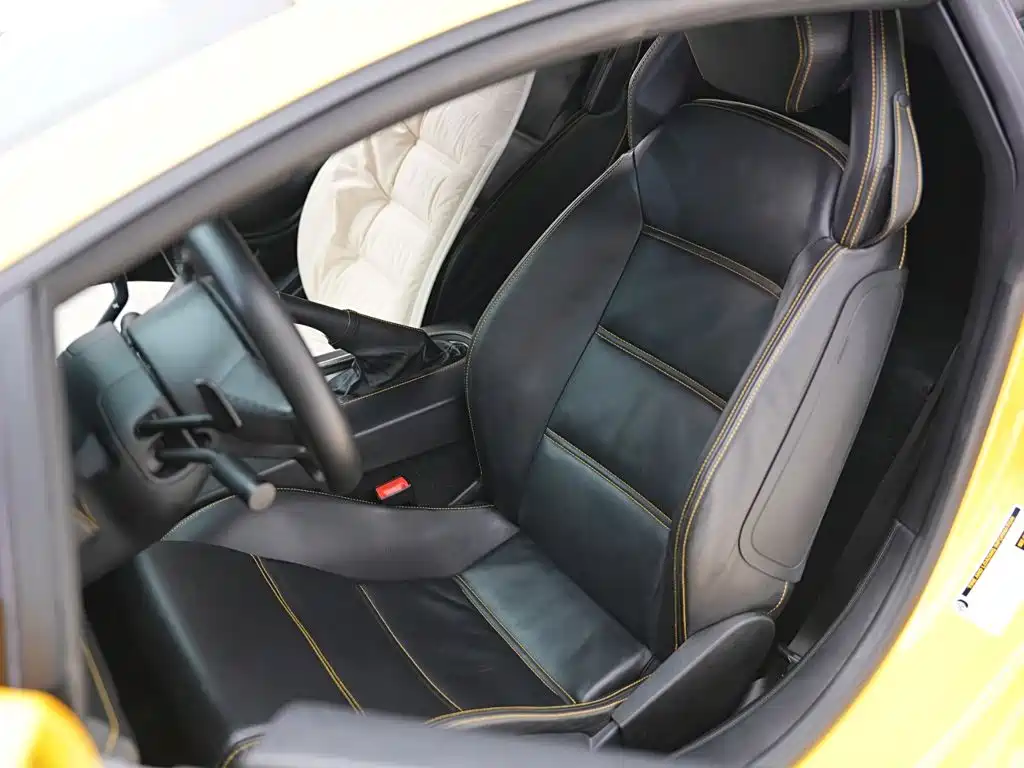 Lamborghini Gallardo 2010 2011 Lamborghini Gallardo LP 560-4 Bicolore