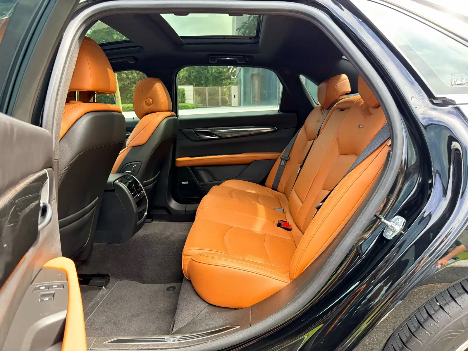 Фото 17 - Cadillac CT6