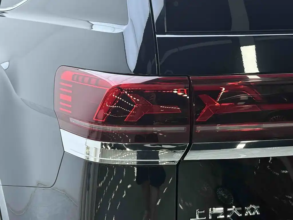 Фото 9 - Volkswagen Teramont