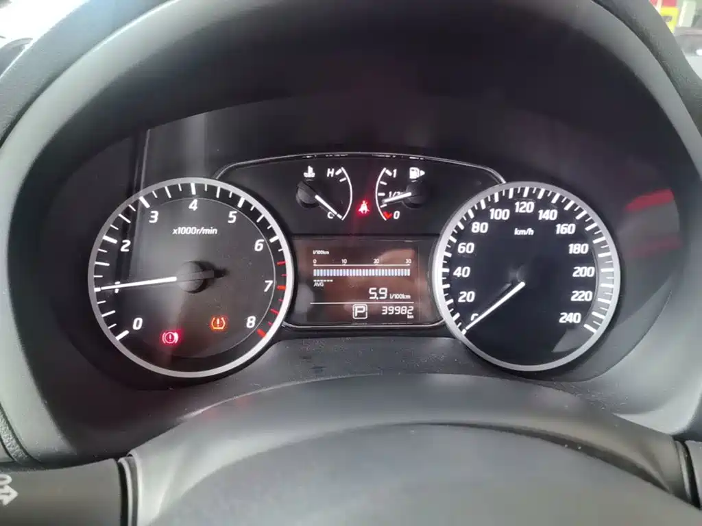 Nissan SYLPHY, миниатюра 12