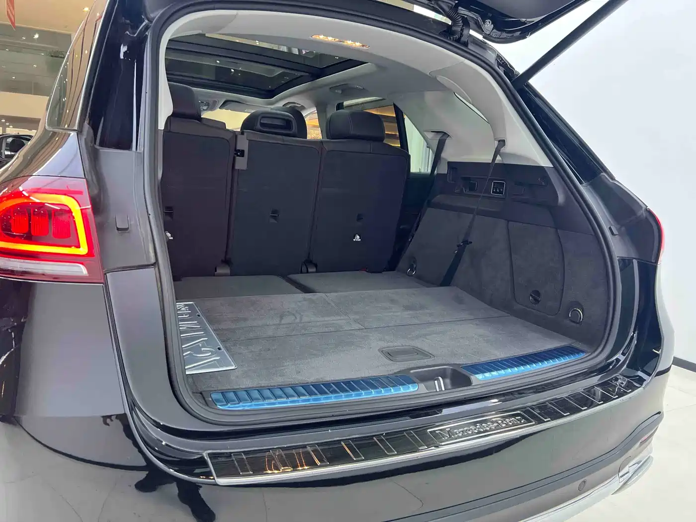 Mercedes-Benz GLE 2020 Facelift GLE 350 4MATIC Luxury фото 17