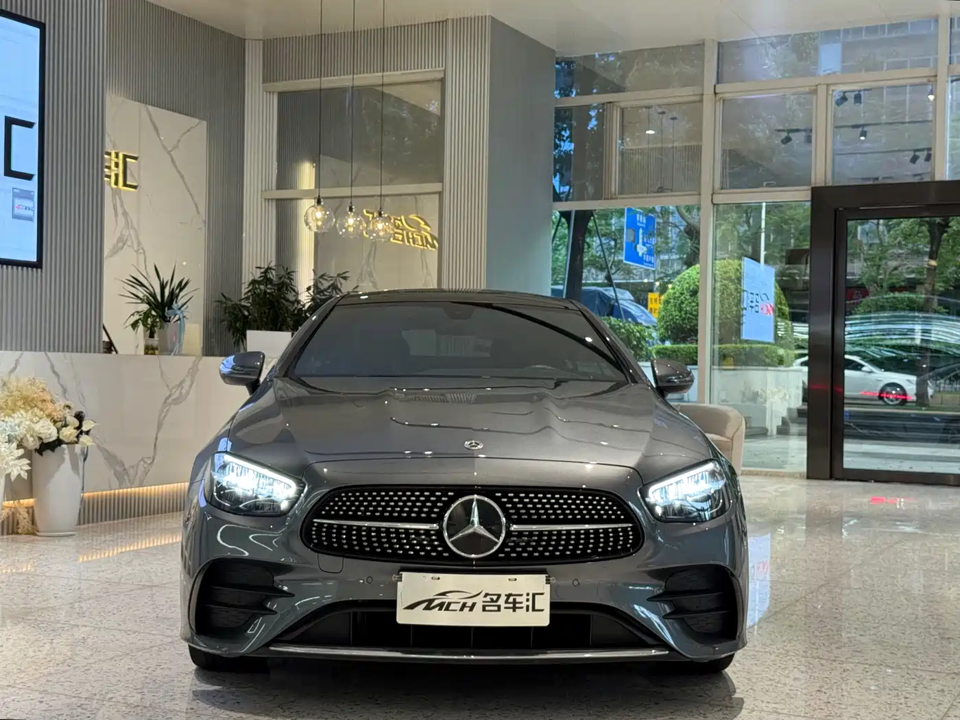 MERCEDES-BENZ E-CLASS (IMPORTED)