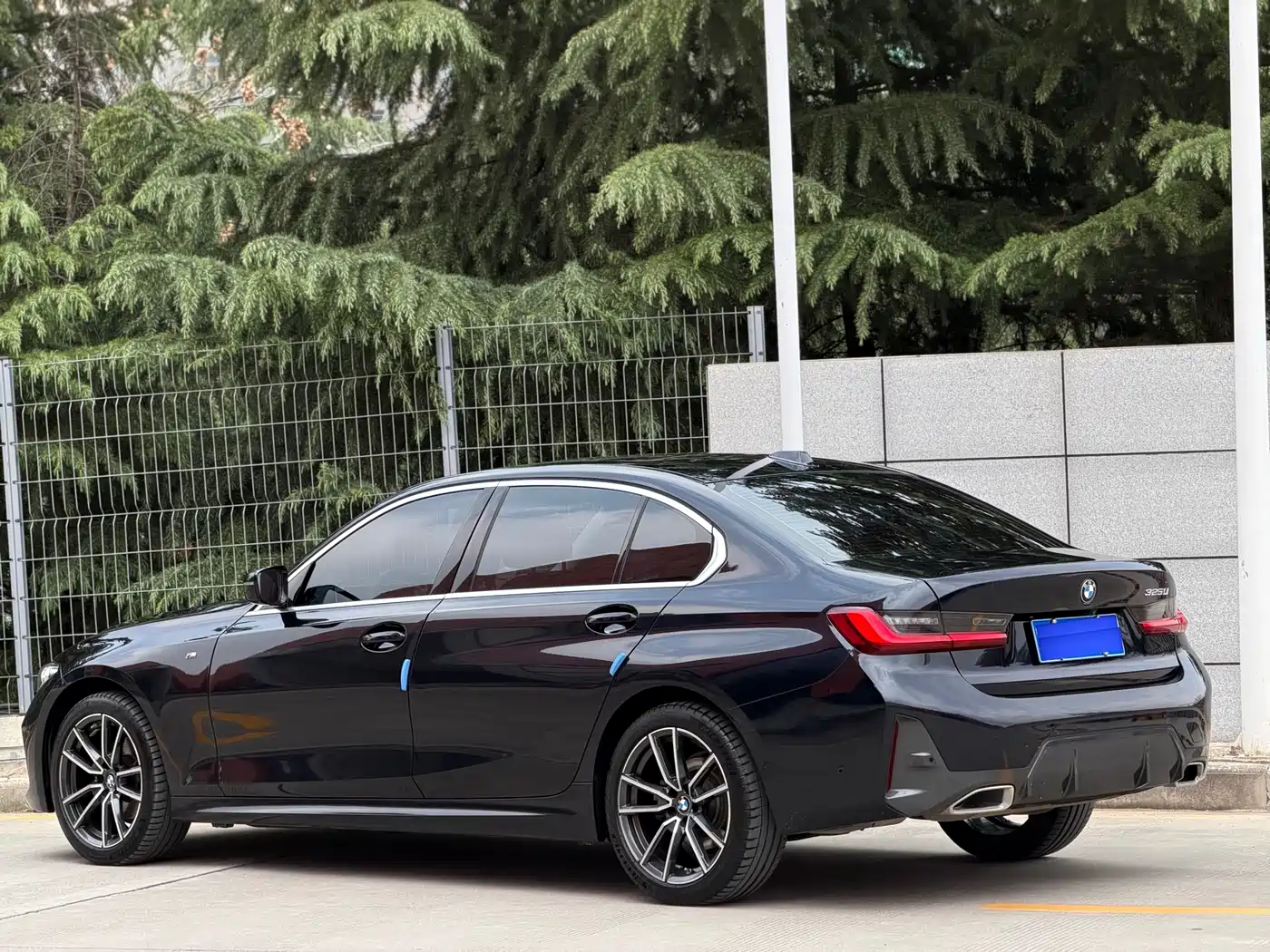 BMW 3 Series 2024 325Li M Sport Package фото 8