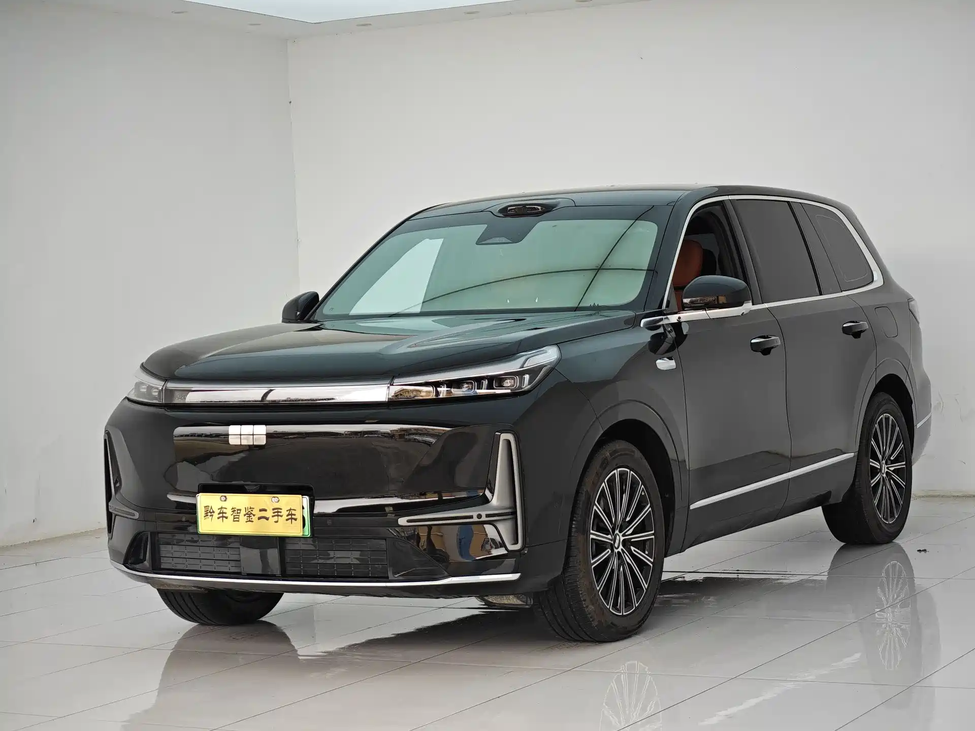 صورة 1 - Geely Galaxy Galaxy M9