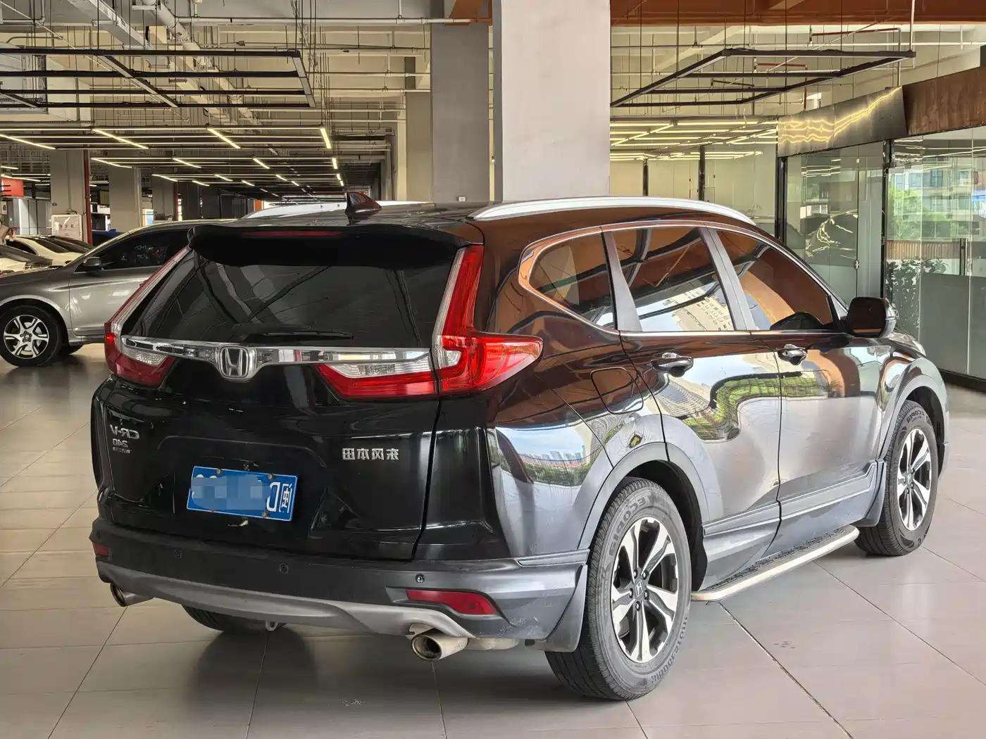 Фото 6 - Honda CR-V
