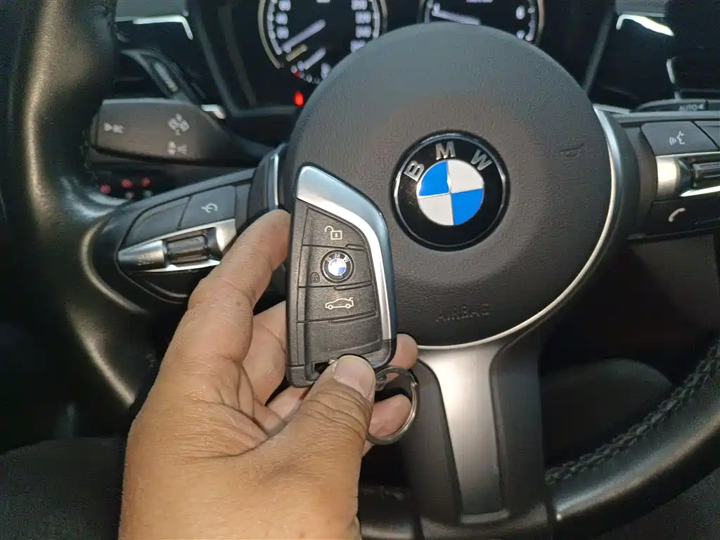 BMW X1 2021 sDrive25Li Leading фото 9