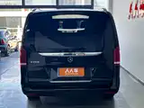 Фото 17 - Mercedes-Benz V-Class