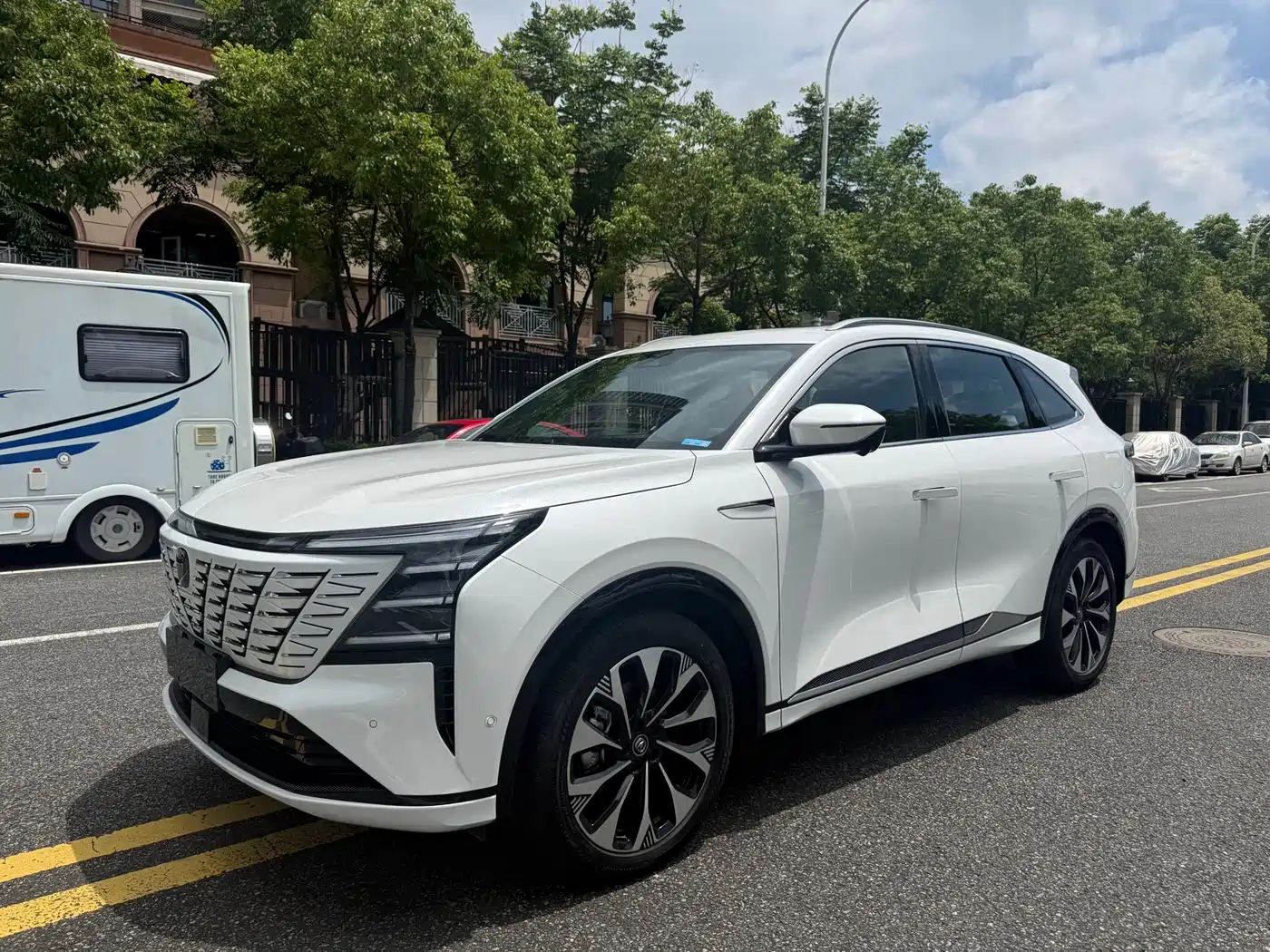 Changan CS75 PLUS 2025 4th Gen UItra 2.0T New Blue Whale Smart Power Type