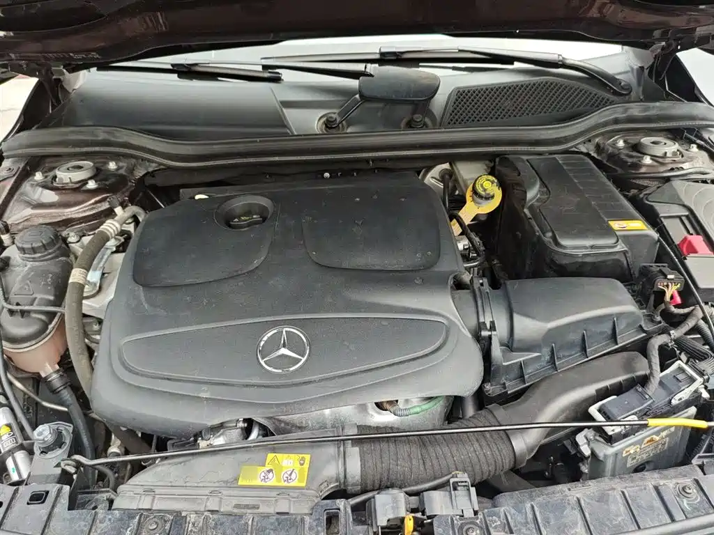 Mercedes-Benz GLA 2016 GLA 200 Fashion фото 16