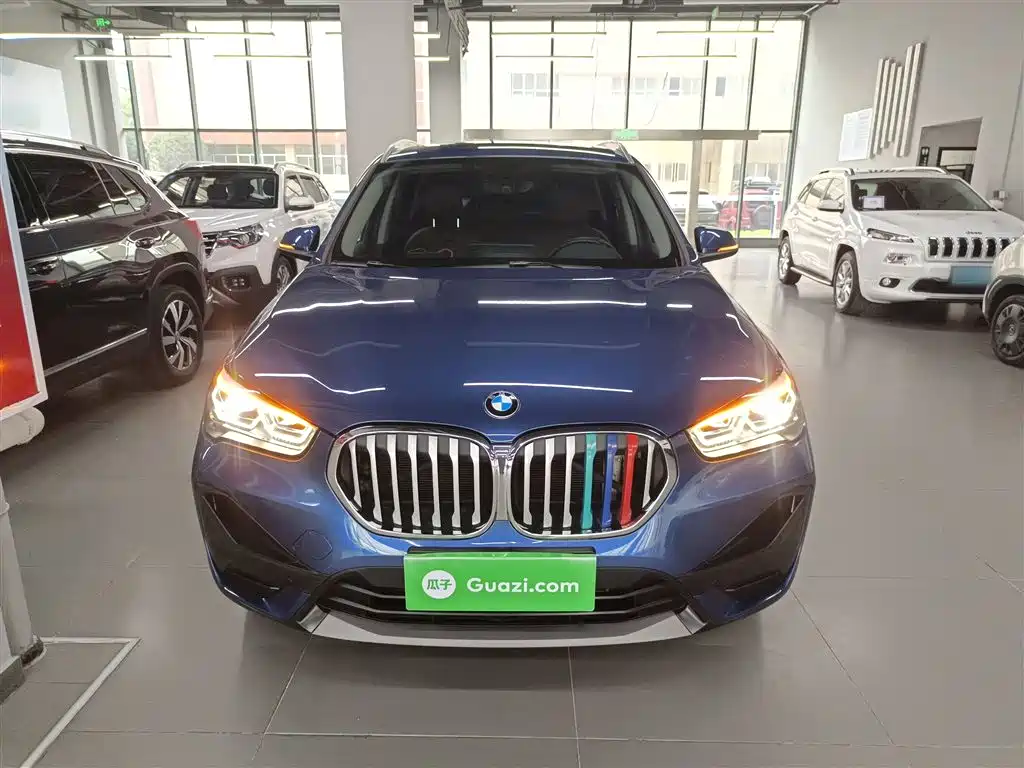 BMW X1 2021 sDrive25Li Leading фото 3