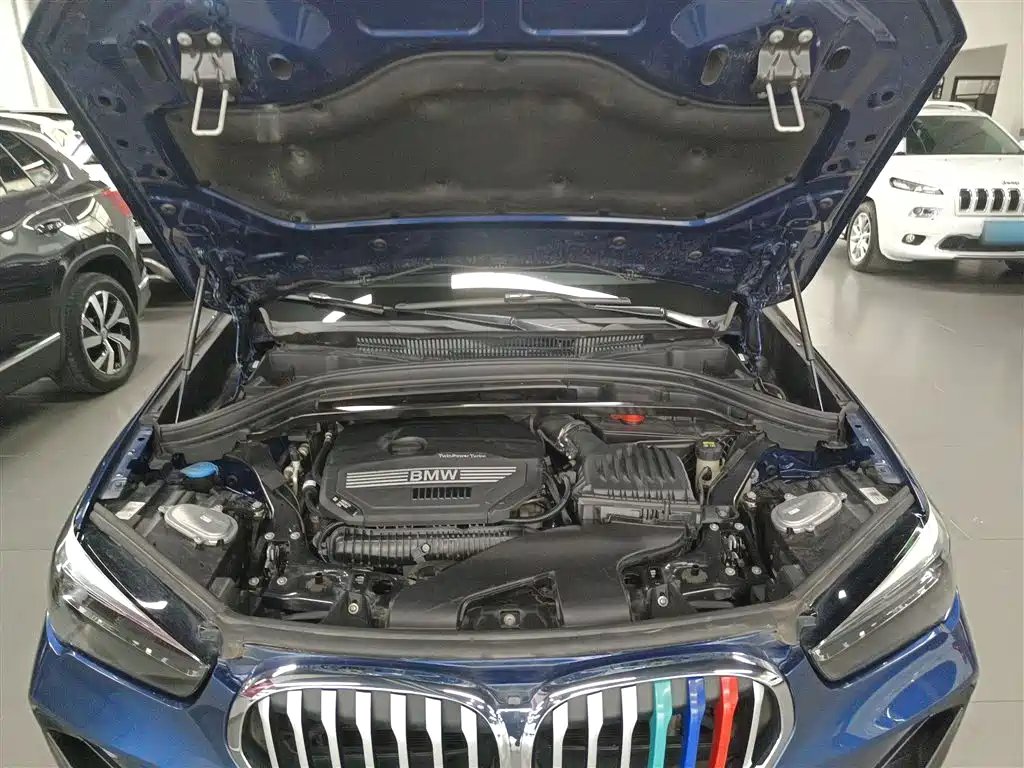 BMW X1 2021 sDrive25Li Leading фото 20