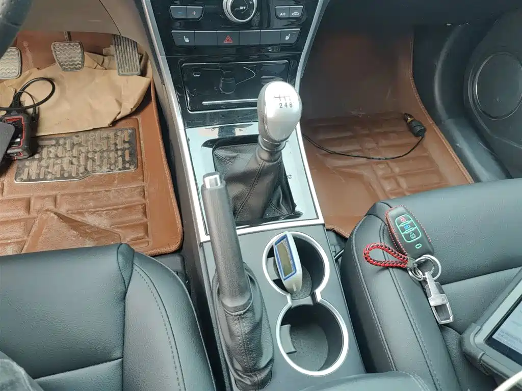 Haval H2 2014 1.5T Manual 2WD Elite Edition фото 10