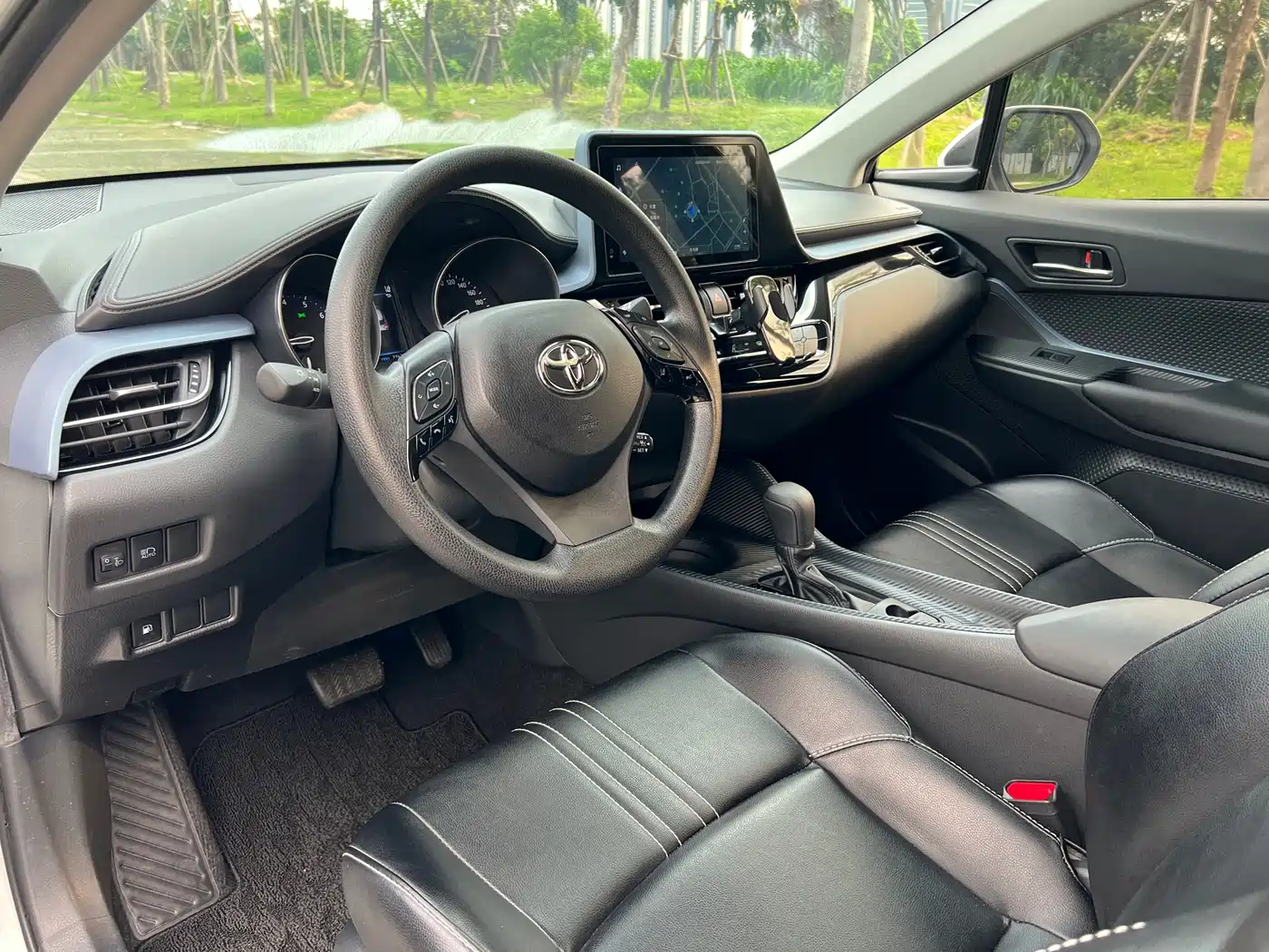 Toyota IZOA 2022 2.0L Yixing Edition фото 9