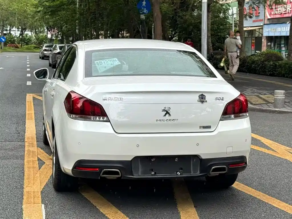 Peugeot 508 2015 1.6THP Auto Comfort Edition фото 11