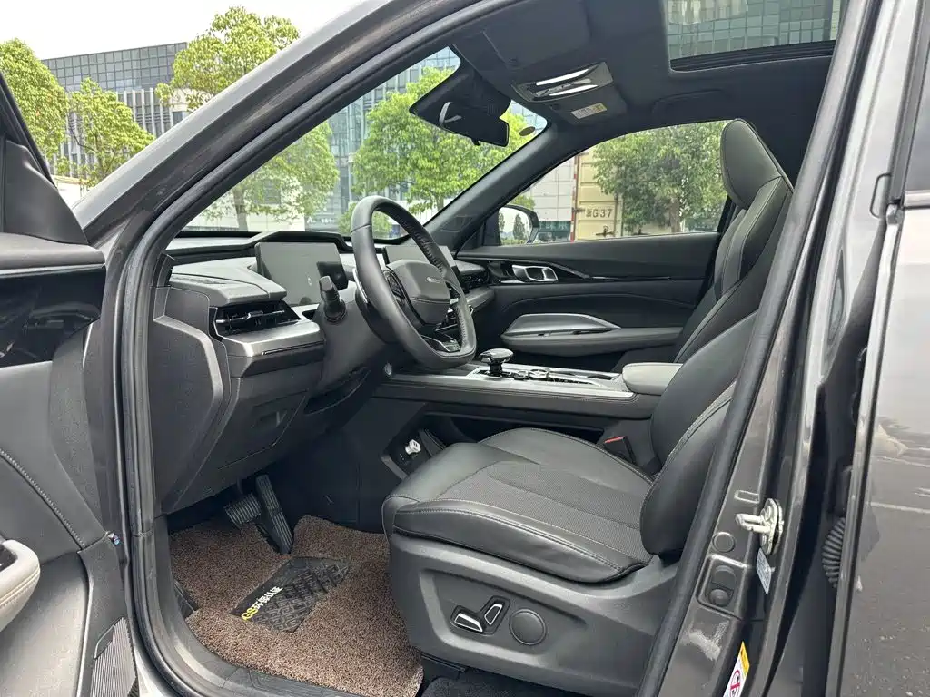 Changan Oshan Z6 2023 2022 Blue Whale 1.5T DCT Intelligent Leader