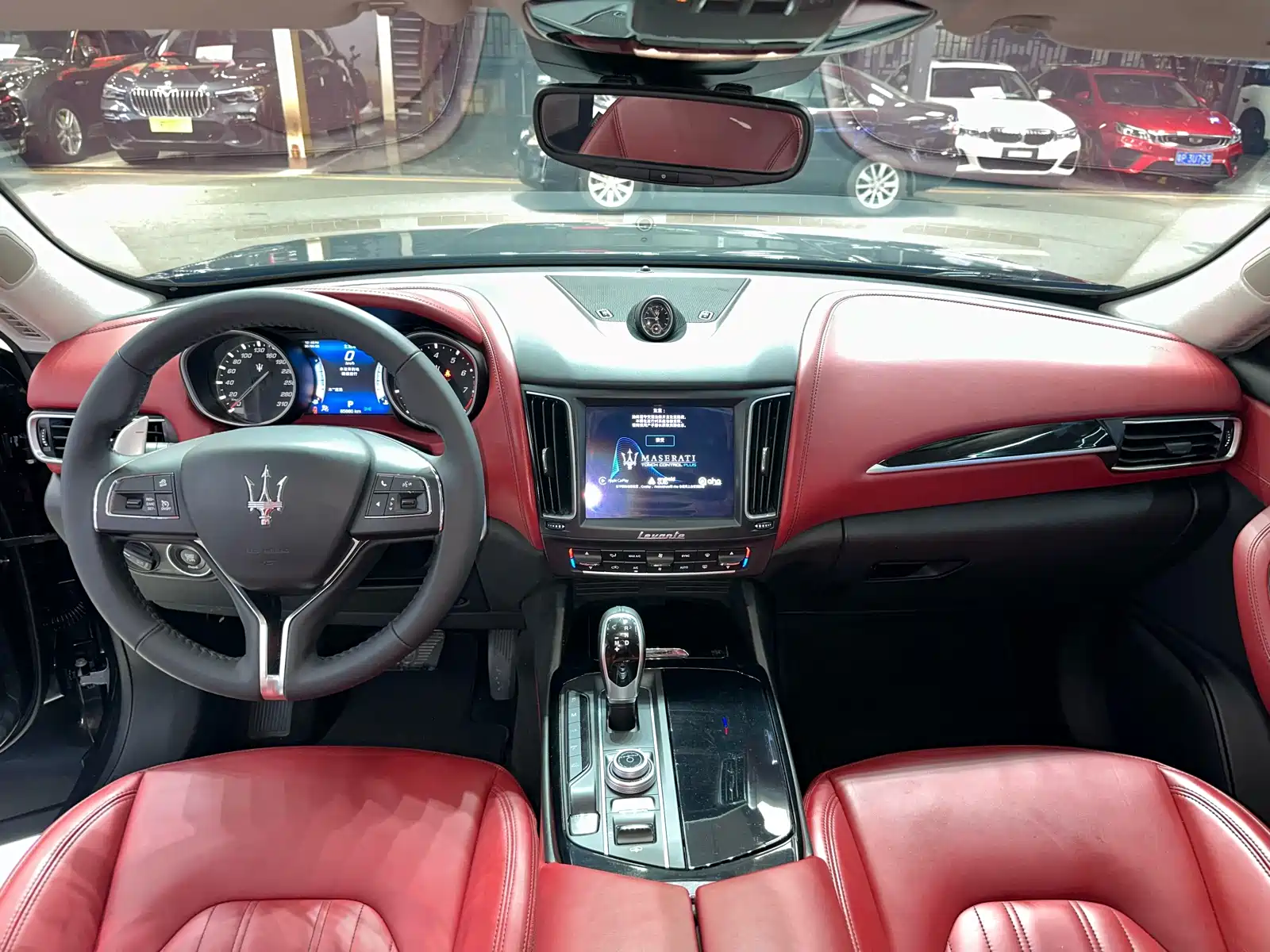 Фото 14 - Maserati Levante