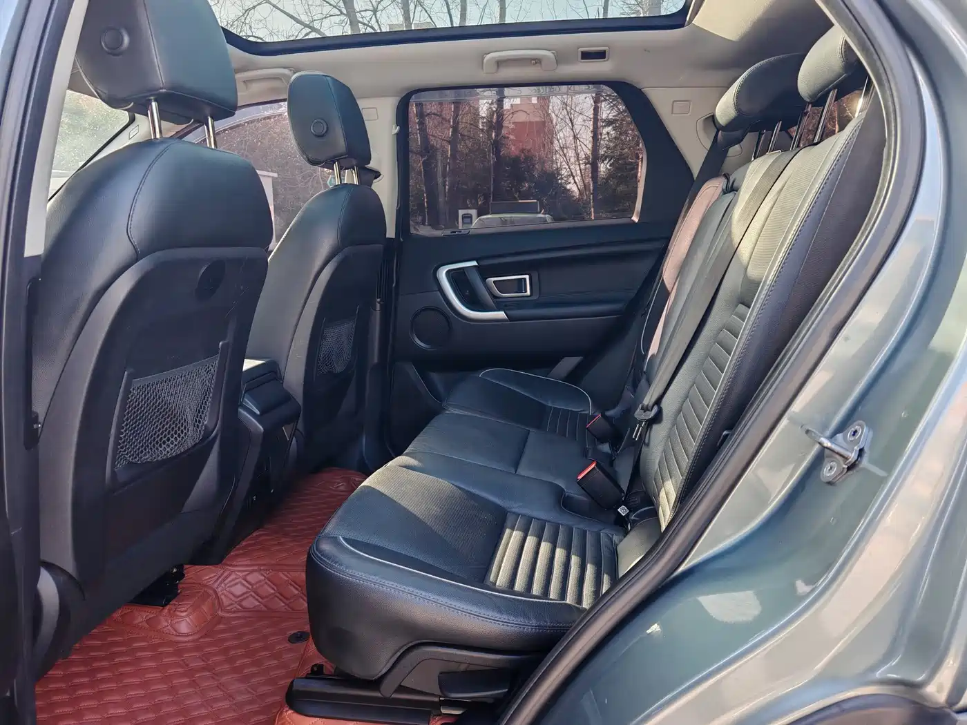 Land Rover Discovery Sport 2019 240PS SE Dynamic Edition China VI фото 5