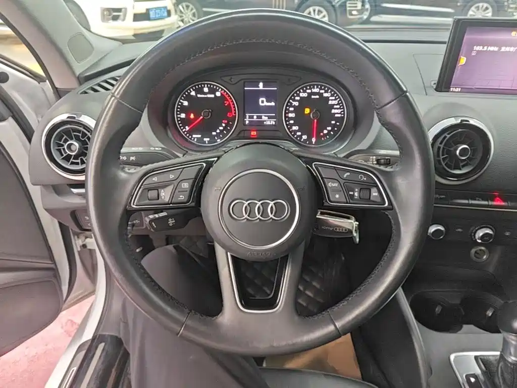 Фото 11 - Audi A3