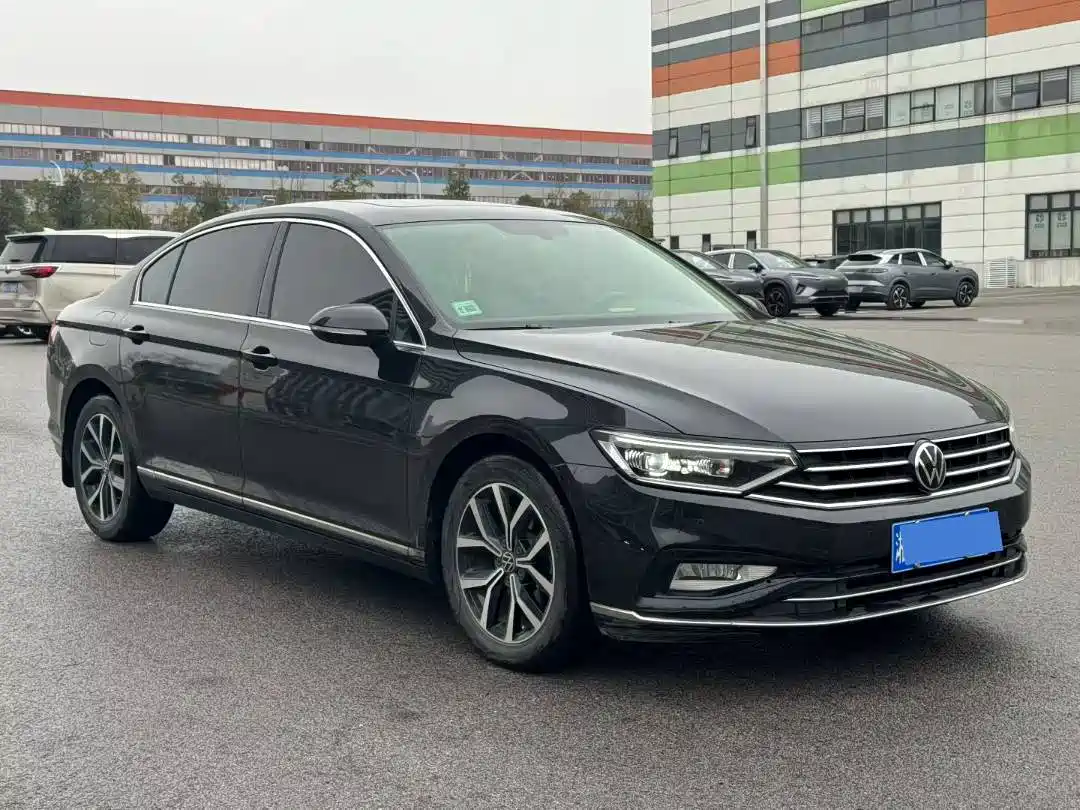 Volkswagen Magotan 2020 330TSI DSG Leading фото 3