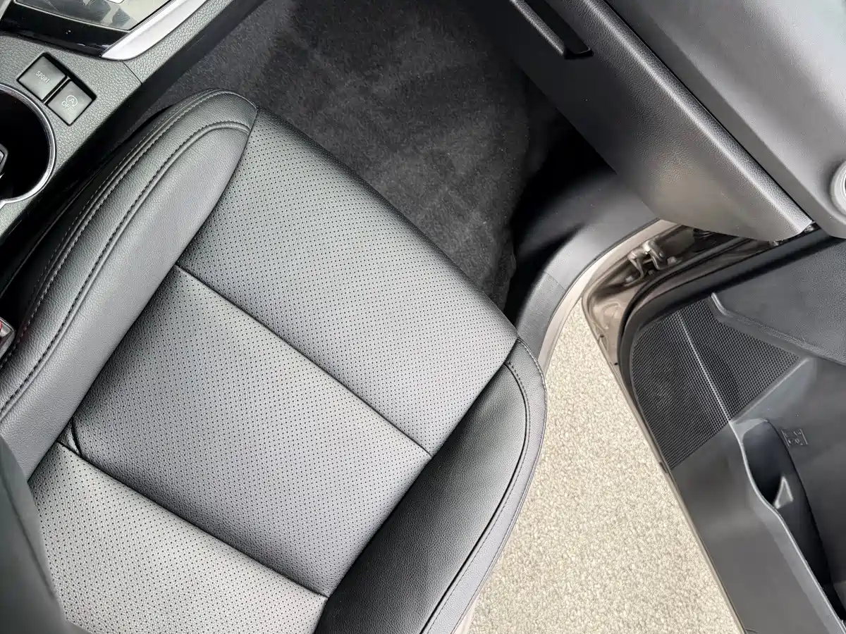 Фото 27 - Toyota Corolla