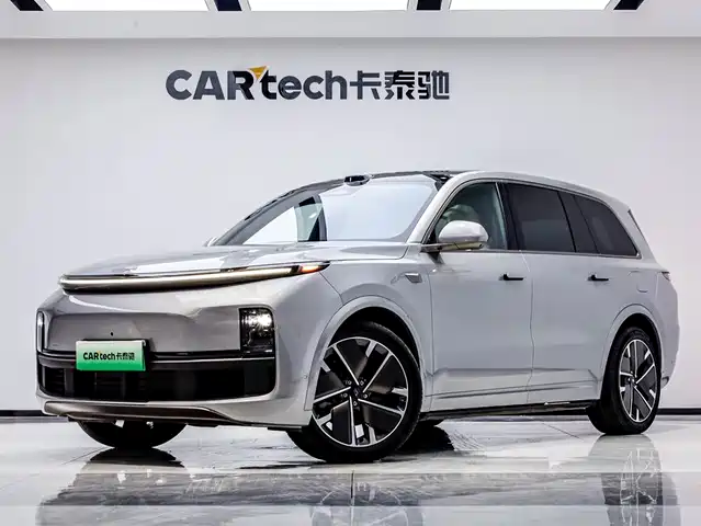 Li Auto Li Xiang L9 2025
