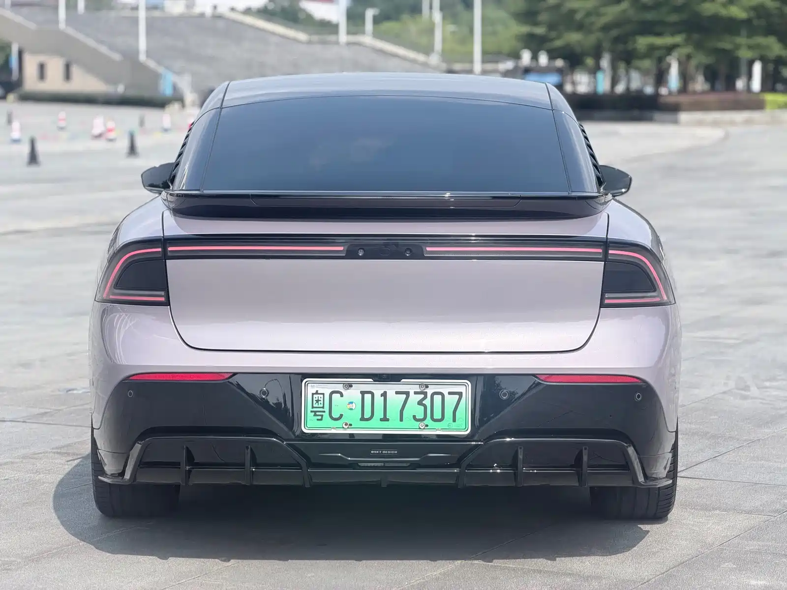 Фото 8 - XPeng P7+