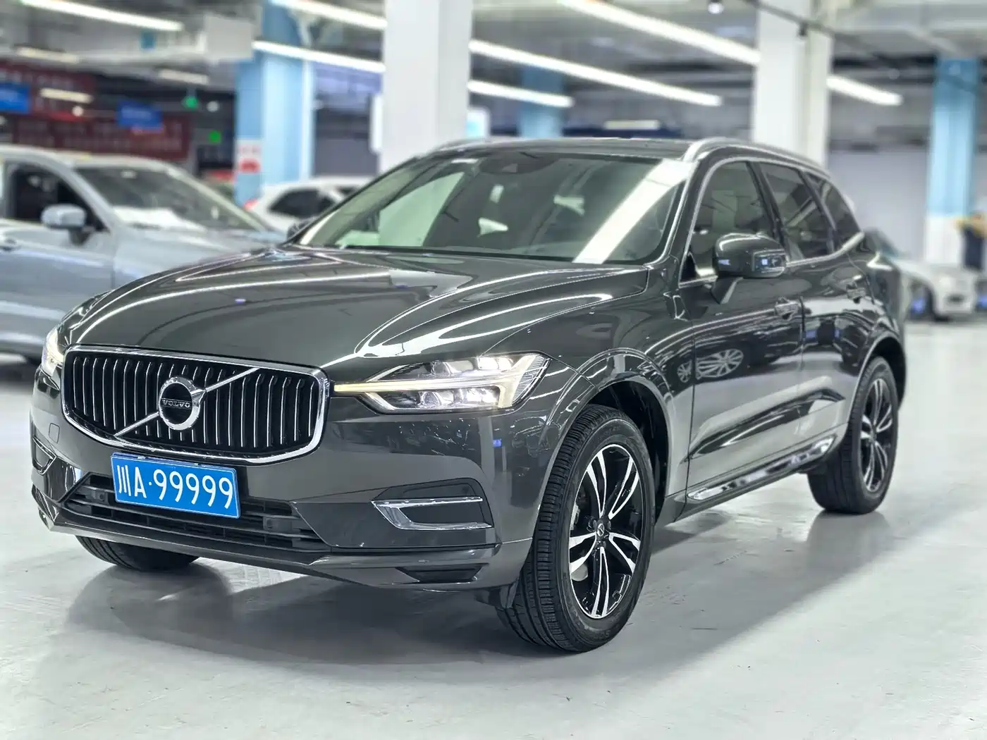 Фото 1 - Volvo XC60