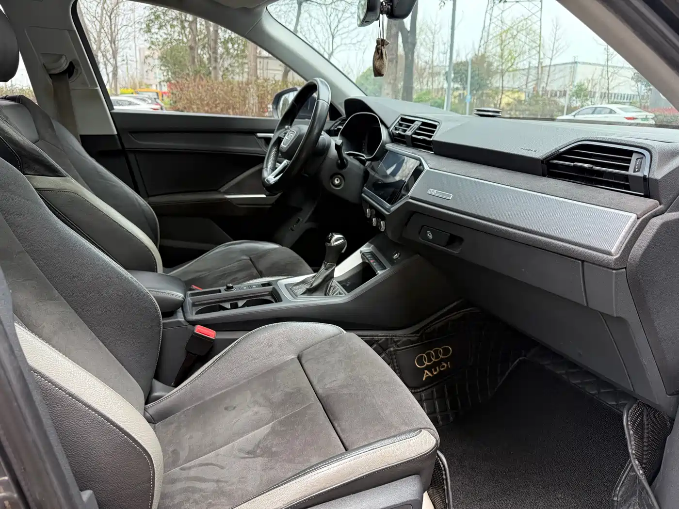 Audi Q3 2019 35 TFSI Progressive Sport фото 9