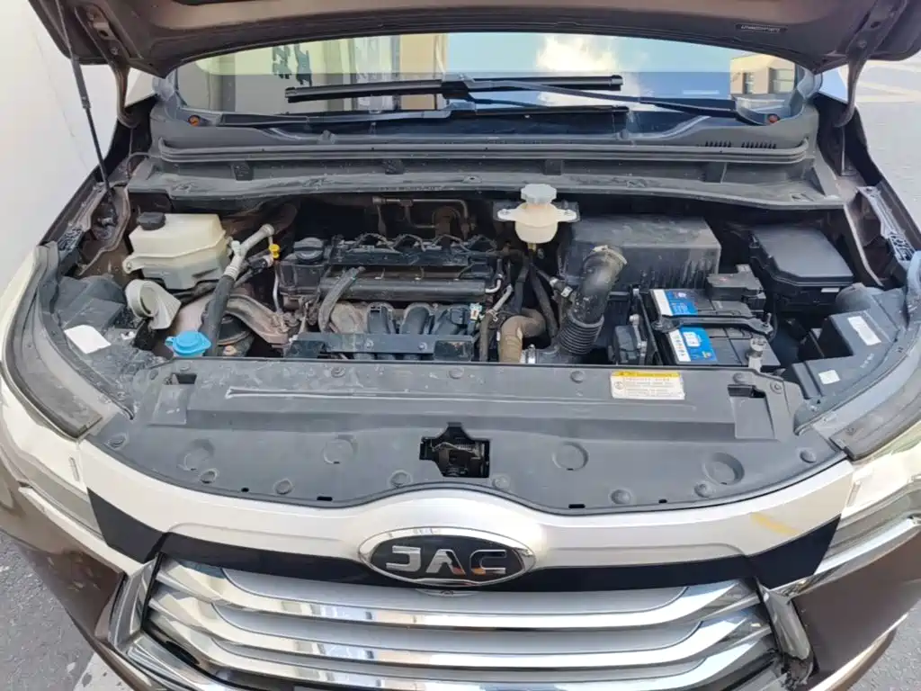 JAC Motors JAC Refine R3 2018 2018 1.6L Manual Luxury Sunroof