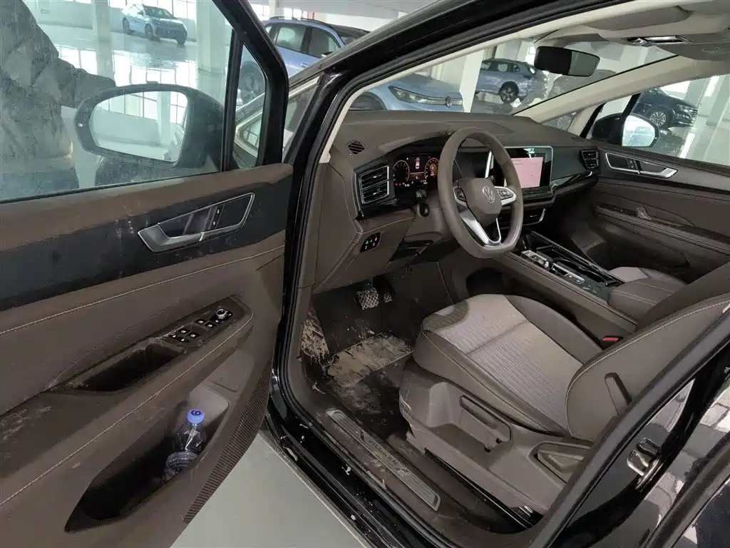 Volkswagen Viloran 2024 330TSI Business Edition фото 16