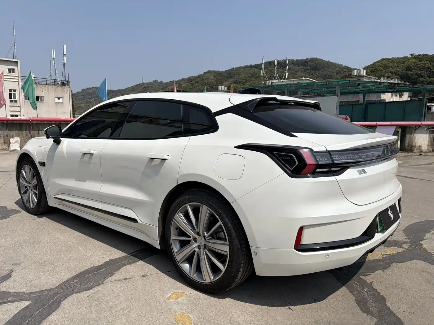 ZEEKR EXTREME KRYPTON 001