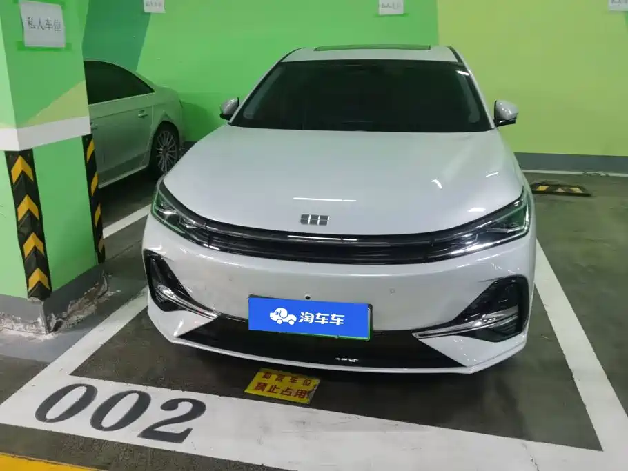 Geely Galaxy Galaxy A7 2026 2025 EM-i High Configuration