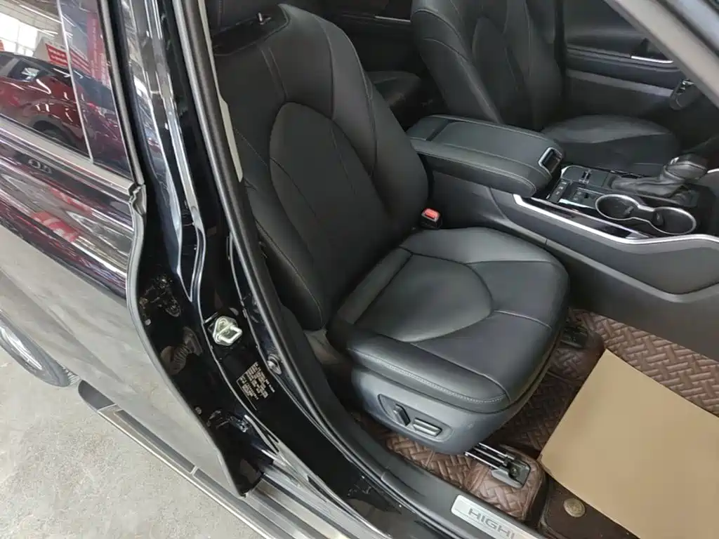 Toyota Highlander 2023 2023 2.5L Smart Hybrid Dual Engine AWD Premium 7-Seater