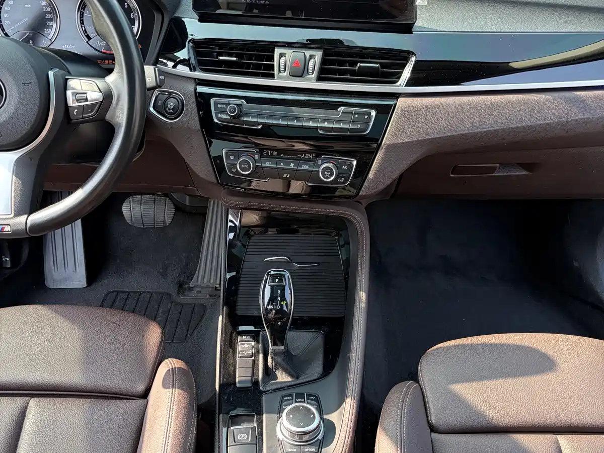 BMW X1 2020 sDrive20Li Premium Edition фото 7