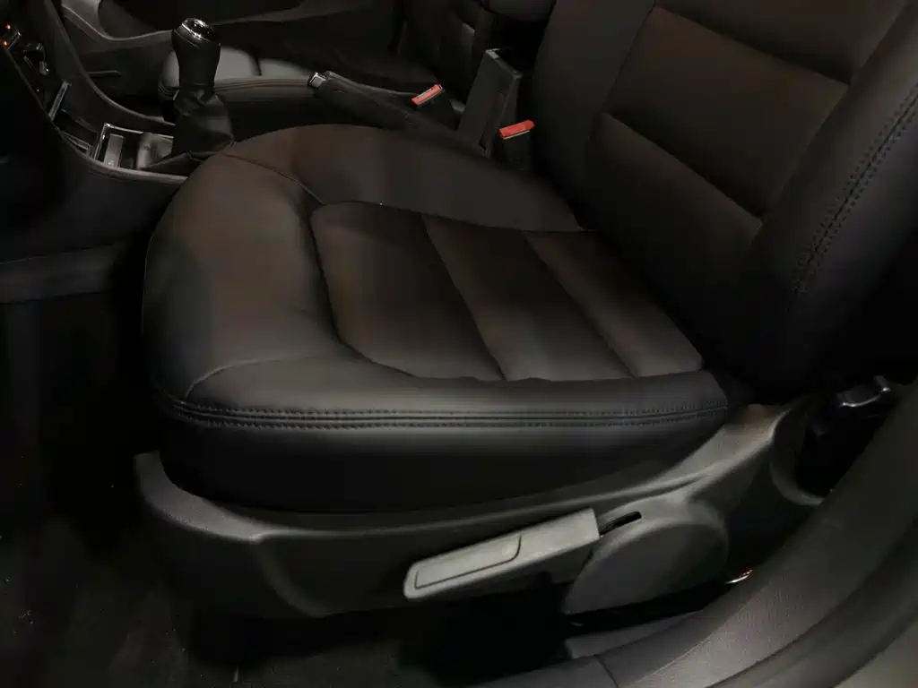 Volkswagen Bora 2013 2013 1.6L Manual Fashion Model
