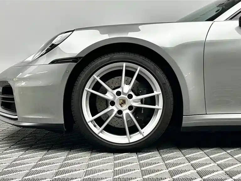 صورة 7 - Porsche 911