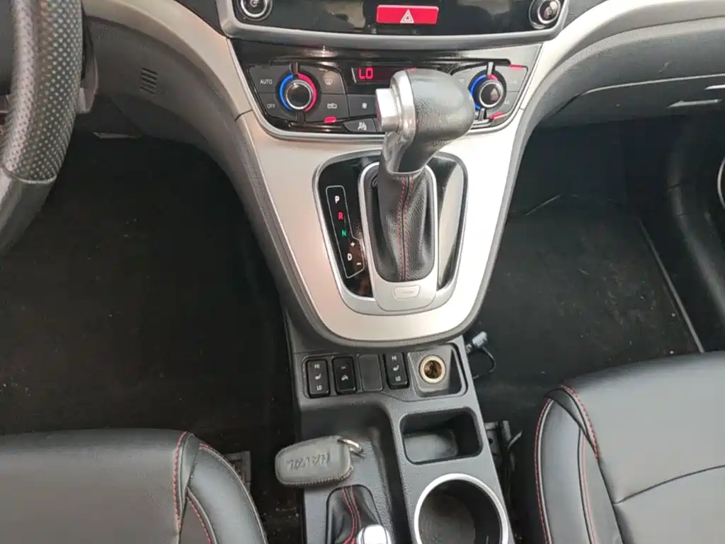 Photo 14 - Haval H6