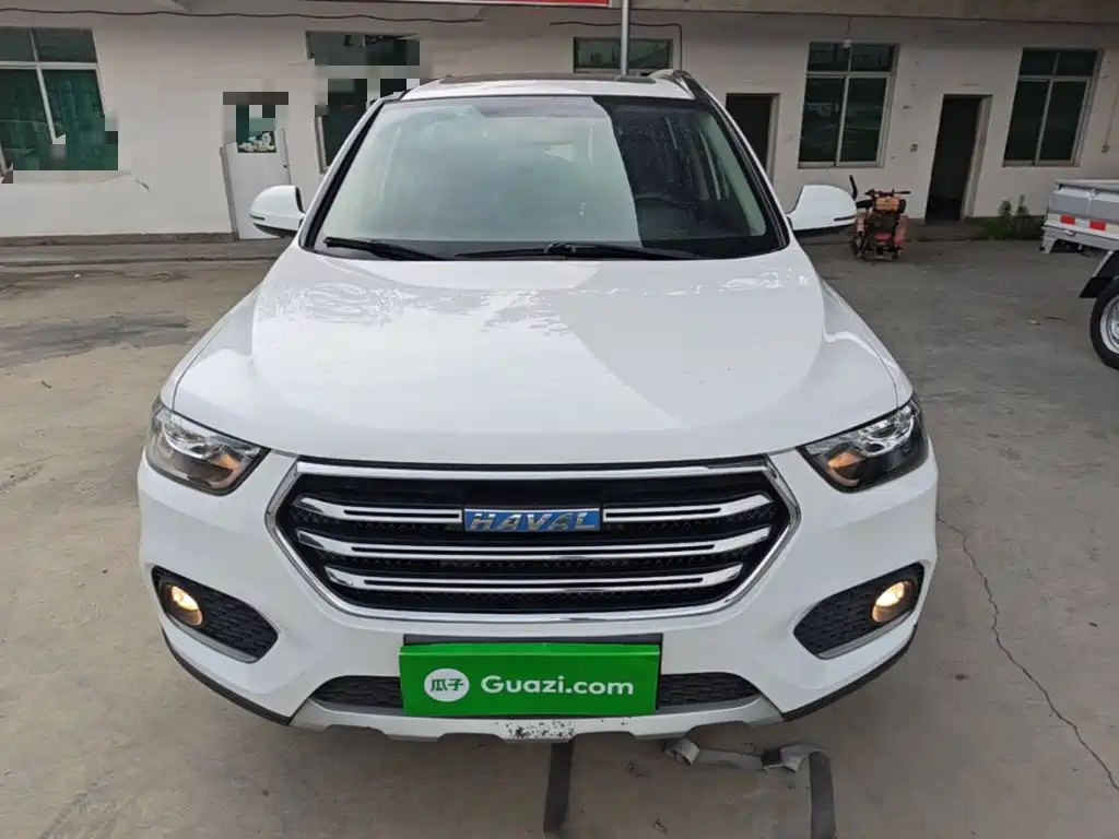 Photo 3 - Haval H6