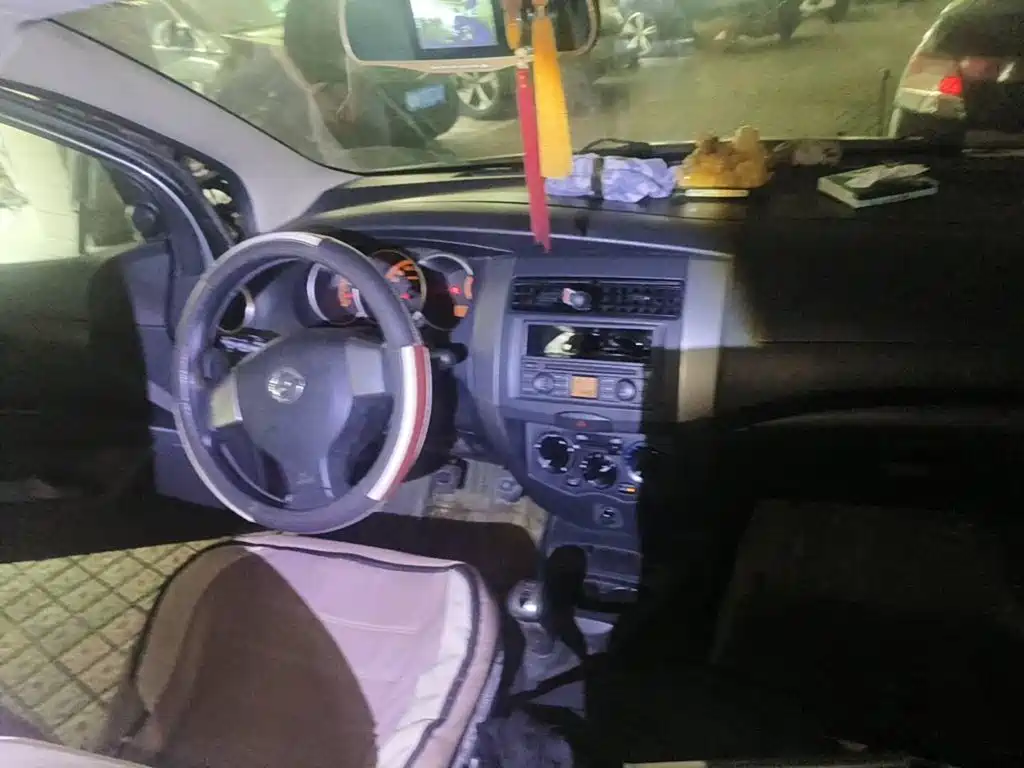 Nissan Livina 2009 2008 1.6L Manual XuanNeng Type
